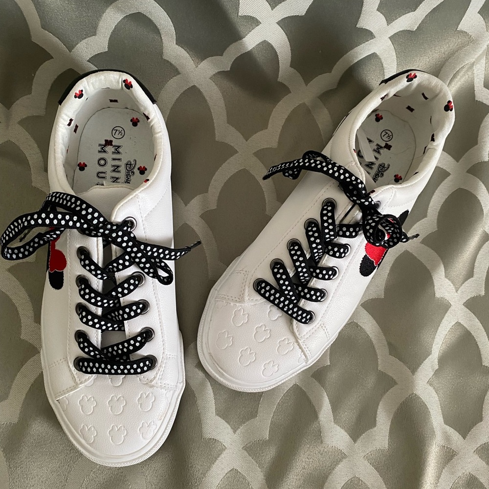 Disney Minnie Mouse White Sneakers with Red and Black Accents